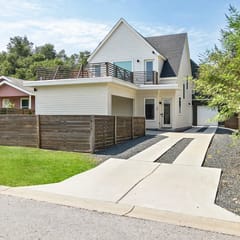Luxury New Build ~Huge Walk-Out Balcony~