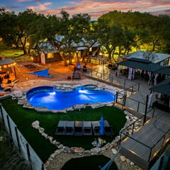Cielo Estate: Resort Style Pool+Hot Tub ~Sports Courts~ 3 Acres