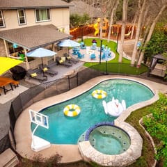 Entertainment Oasis | Pool, Theater, Games & Firepit