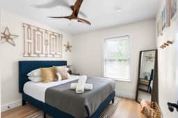Luxurious South Congress Condo *King Bed* (Austin)