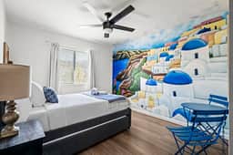Wanderlust ATX ~Themed Rooms ~ Heated Spa|Luxury Pool
