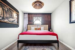 Luxury Pool & Spa Oasis | 5mi to Downtown ATX