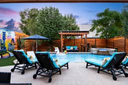 Wanderlust ATX ~Themed Rooms ~ Heated Spa|Luxury Pool - Image 5