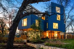 The Azure: Architectural Retreat ~Rooftop Terrace~ Pool - Image 4
