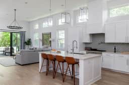 Luxury South Lamar Oasis | Pool, Spa & Fire Pit - Image 2