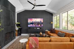 La Mariposa ~ 2 Luxury Homes on Full Acre ~ Sleeps 25 - Image 4