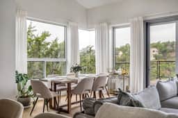 Modern Hill Country Home ~ Sunset Views - Image 2