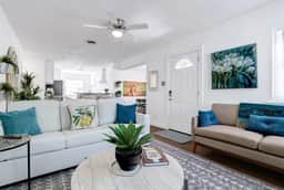 Immaculate New Casita ~ Perfectly Furnished (San Antonio) - Image 2