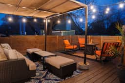 Luxury 5★ Stay in Perfect, Safe Location ~ 3M to DT (Austin) - Image 5