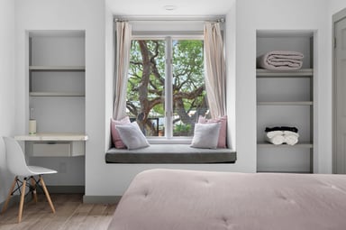 Main House: Upstairs Bedroom