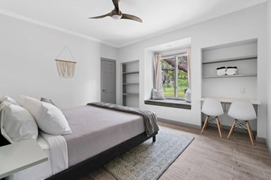 Main House: Bedroom 3