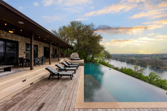 Aqua Retreat - Infinity Pool Overlooking Lake Austin - Image 1