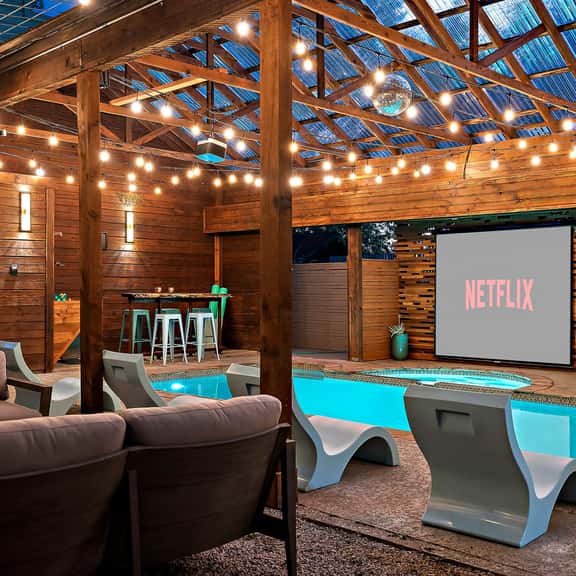 Haven de Luz: Tranquil Retreat ~ Pool |Spa |Sauna |Outdoor Bar - Image 1