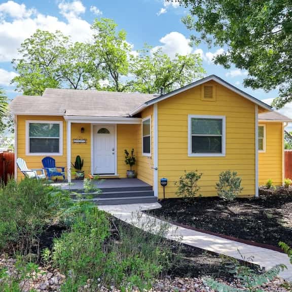 Immaculate New Casita ~ Perfectly Furnished (San Antonio) - Image 1