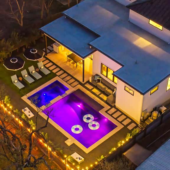 Estrella Azul – A Luxury Escape in the Heart of Austin! - Image 1