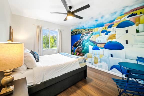 Wanderlust ATX ~Themed Rooms ~ Heated Spa|Luxury Pool - Image 2