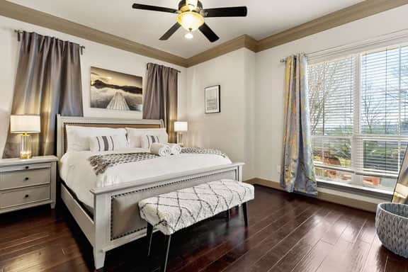 Relax & Entertain | Firepit, Grill, Near Riverwalk