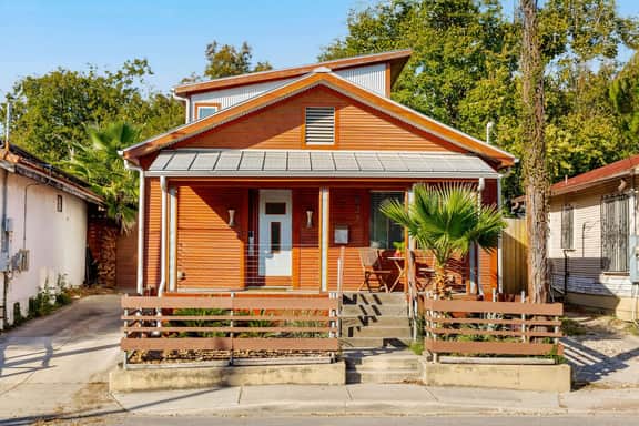 Free Heated Pool - BBQ - Cabana - Families - Casita
