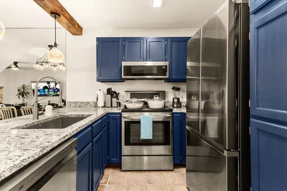 Quiet Condo w/ Laundry, Desk, Pool by Hospitals
