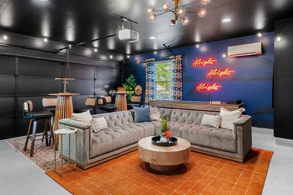The Lauren: Designer Retreat ~Pool+ Spa~ Game Room - Image 4