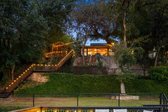 Gorgeous Lakehouse ~Private Boat Slip~ Lake Austin - Image 3