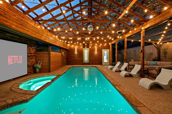 Haven de Luz: Tranquil Retreat ~ Pool |Spa |Sauna |Outdoor Bar - Image 2