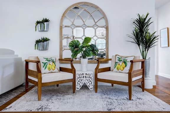 Immaculate New Casita ~ Perfectly Furnished (San Antonio) - Image 3