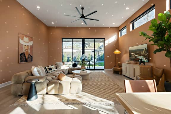Estrella Azul – A Luxury Escape in the Heart of Austin! - Image 2