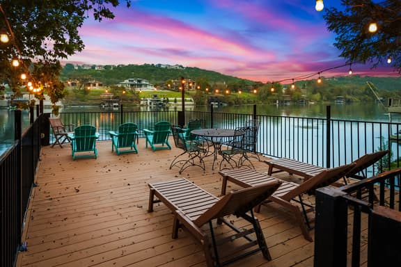 Big Group Lake House ~ Private Boat Slip & Hot Tub ~ Lake Austin