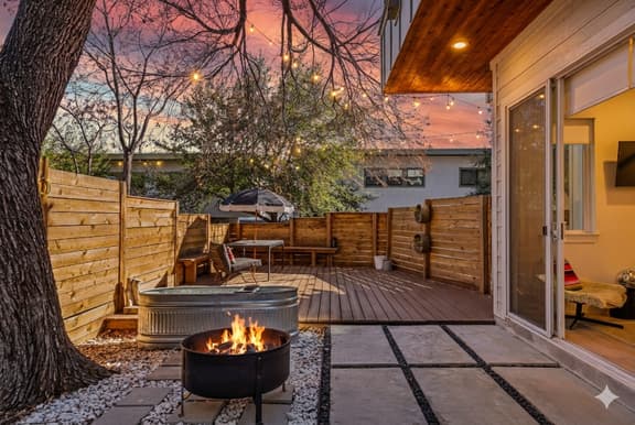 Pet-Friendly East Austin 2BR | Sauna, BBQ, W/D