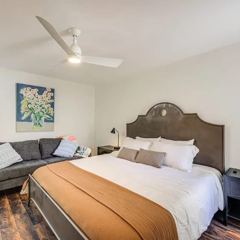 Medical Center 3BR Condo w/ Pool, Desk, Long Stays